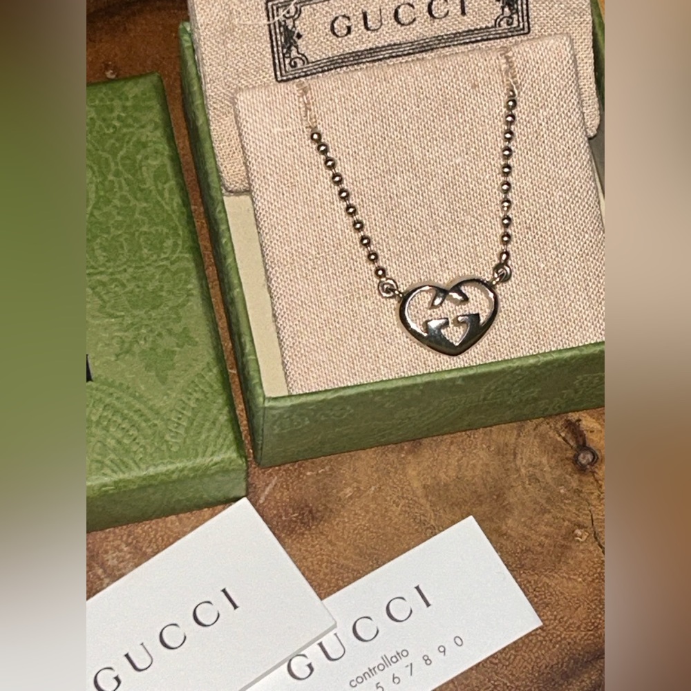 /sold/💯 Gucci “Love Britt” Interlocking G Pendant with Necklace - Picture 14 of 15